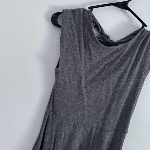 1 🩶 Talula Aritzia Open Back Dress - Picture 2 of 6